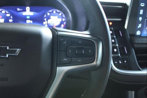 2023 Chevrolet Suburban 4WD Z71