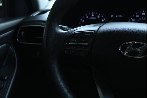 2019 Hyundai Elantra GT Base