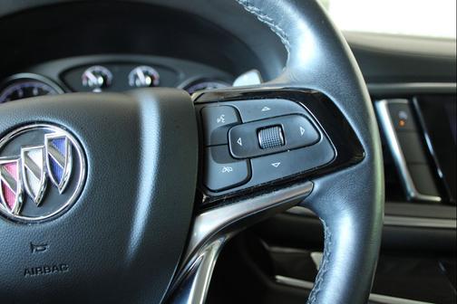 2023 Buick Enclave Essence FWD