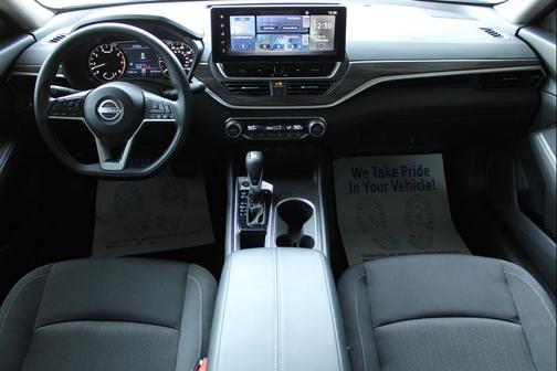 2025 Nissan Altima SV FWD