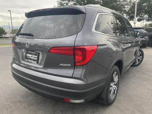 2017 Honda Pilot EX