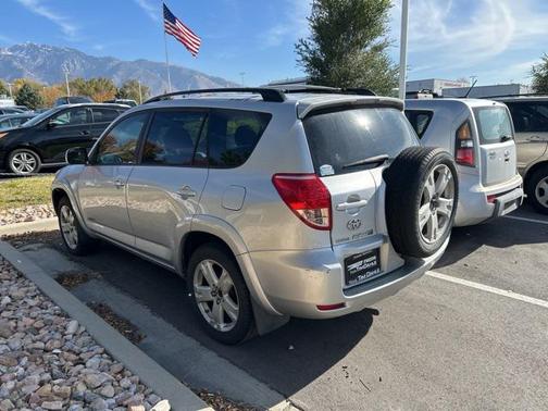 2007 Toyota RAV4 Sport