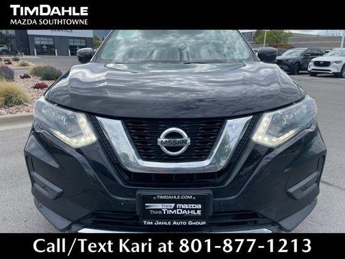 Magnetic Black 2017 Nissan Rogue SV
