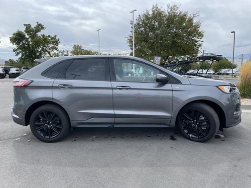 2024 Ford Edge ST Line