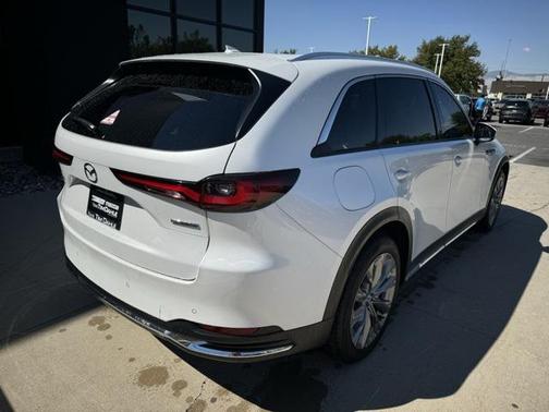 2024 Mazda CX-90 PHEV Premium