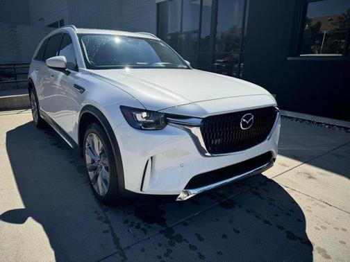 2024 Mazda CX-90 PHEV Premium