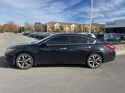 2016 Nissan Altima 2.5 SR