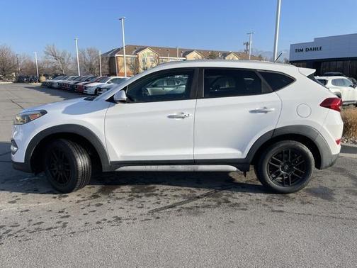 2017 Hyundai TUCSON Sport