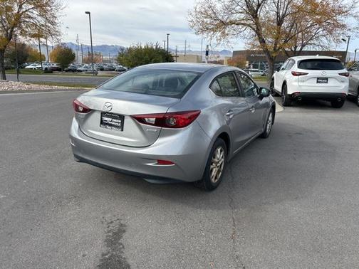 2016 Mazda Mazda3 i Sport