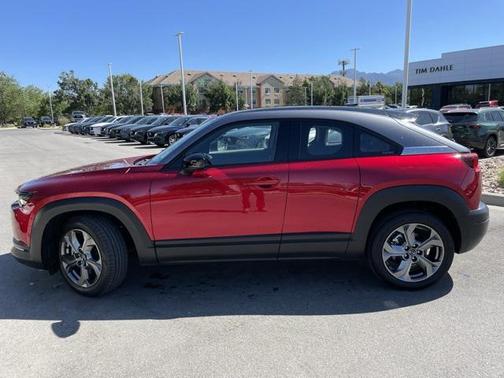 2022 Mazda MX-30 Premium Plus