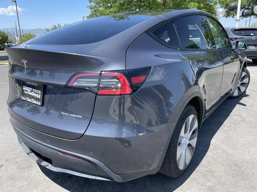 2021 Tesla Model Y Long Range Dual Motor All-Wheel Drive