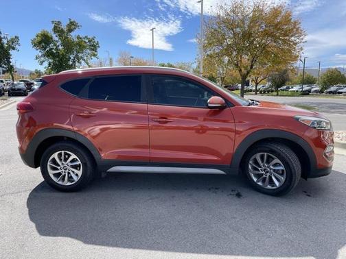 2017 Hyundai TUCSON SE Plus