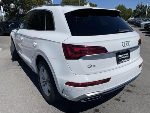 2022 Audi Q5 45 S line Premium