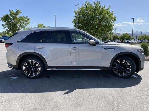 2025 Mazda CX-90 PHEV Premium Plus