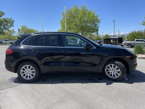 2014 Porsche Cayenne Base