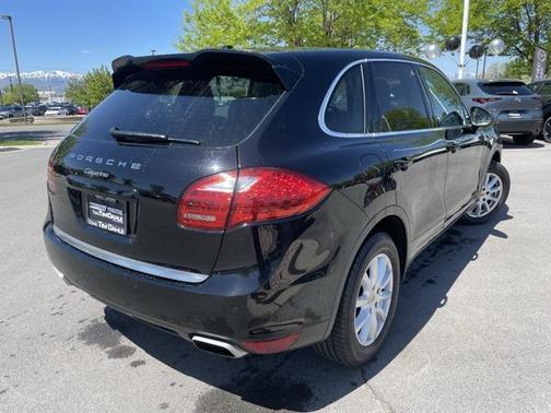 2014 Porsche Cayenne Base