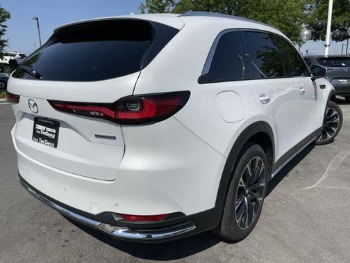 2024 Mazda CX-90 PHEV Premium Plus