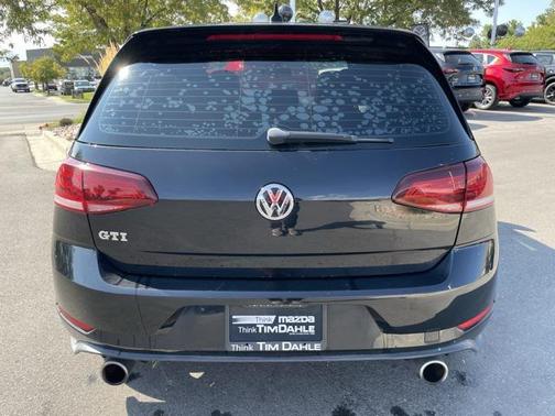 2018 Volkswagen Golf GTI 2.0T S 4-Door