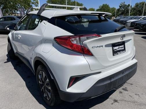 2020 Toyota C-HR LE