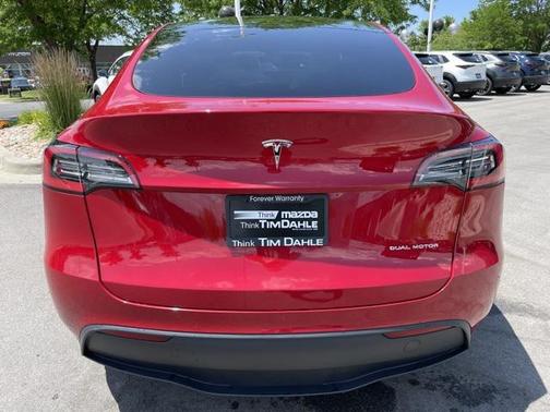 2021 Tesla Model Y Long Range Dual Motor All-Wheel Drive