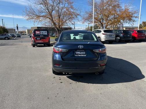 2017 Toyota Yaris iA Base