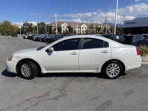 2008 Mitsubishi Galant Base