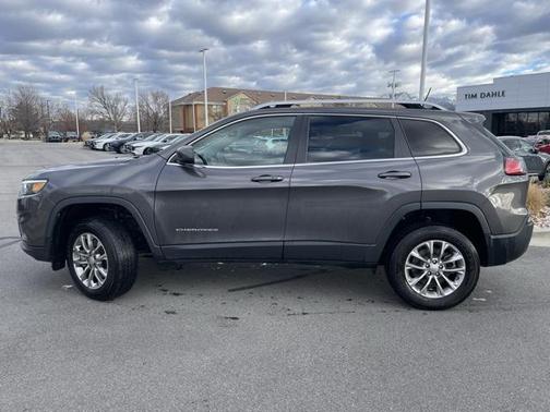 2021 Jeep Cherokee Latitude Lux