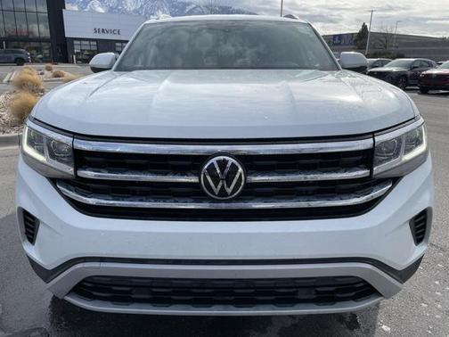 2022 Volkswagen Atlas Cross Sport 2.0T SE