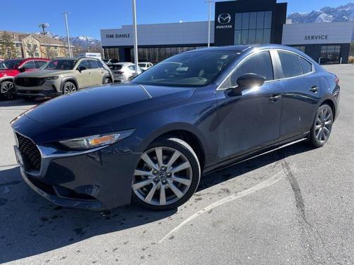 2022 Mazda Mazda3 AWD w/Preferred Package
