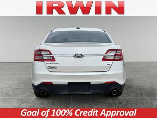 2015 Ford Taurus SEL