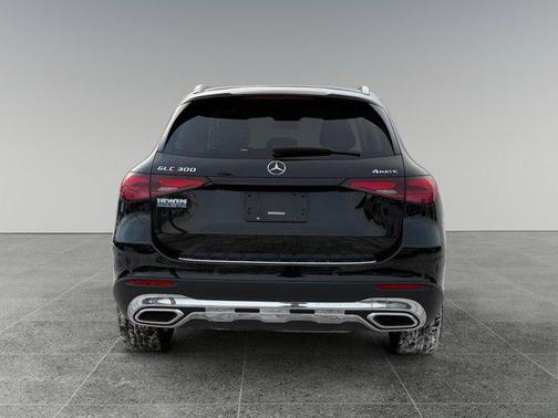 2023 Mercedes-Benz GLC 300 4MATIC