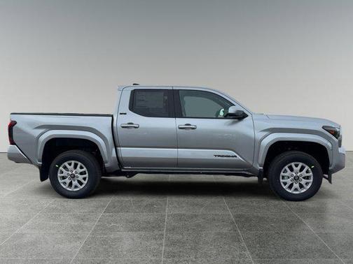 Celestial Silver M 2026 Toyota Tacoma SR5