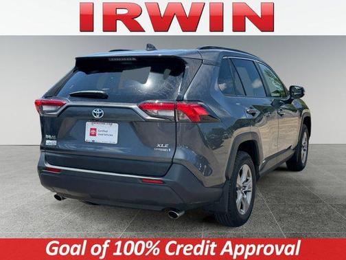 2022 Toyota RAV4 Hybrid XLE