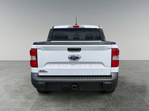 Oxford White 2023 Ford Maverick XLT