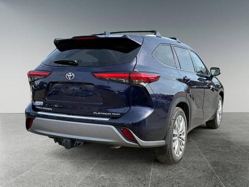 Blueprint 2023 Toyota Highlander Platinum