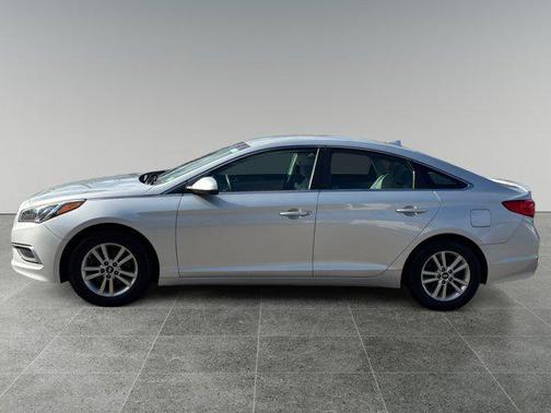 2017 Hyundai SONATA Base