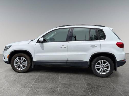 Pure White 2015 Volkswagen Tiguan 4MOTION Auto S