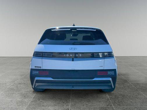 2025 Hyundai IONIQ 5 SE