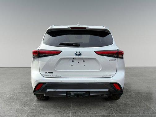 2022 Toyota Highlander Hybrid Limited