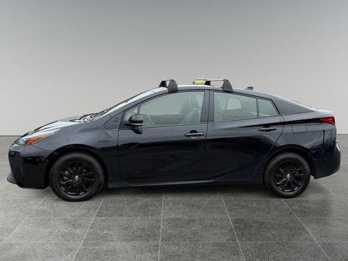 2022 Toyota Prius L