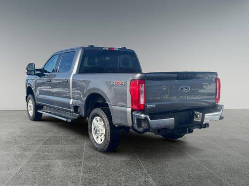 2023 Ford F-250 XLT