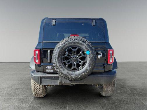 Shadow Black 2026 Ford Bronco Badlands