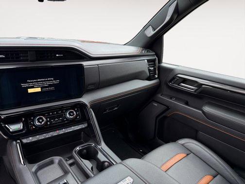 2024 GMC Sierra 2500 AT4