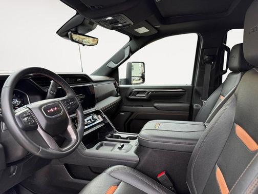 2024 GMC Sierra 2500 AT4