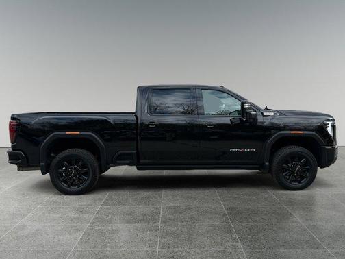 2024 GMC Sierra 2500 AT4