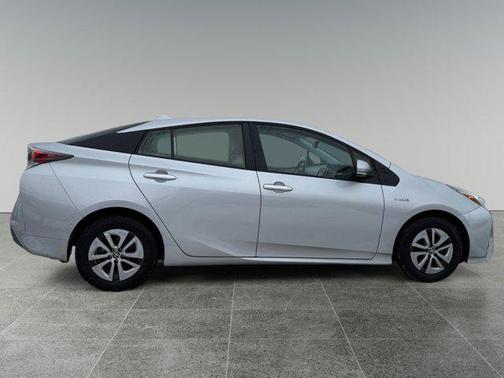 2018 Toyota Prius Four