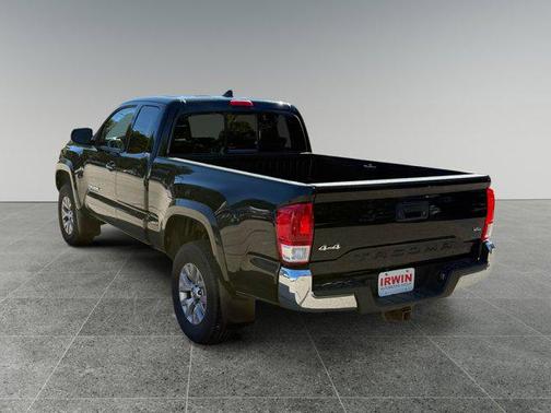 2017 Toyota Tacoma Base