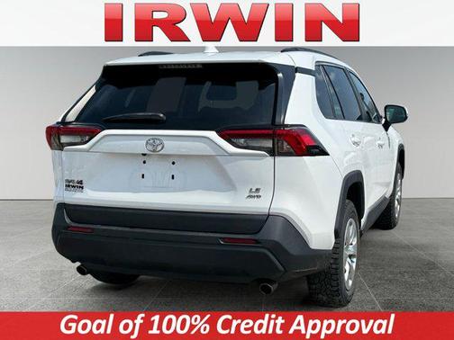2020 Toyota RAV4 LE