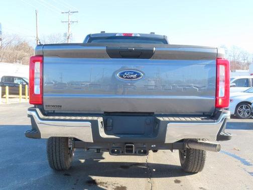 2025 Ford F-250 XL