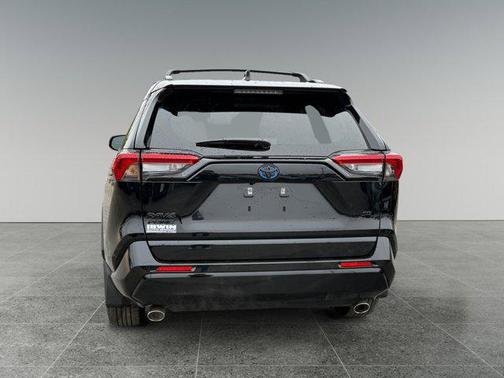 2024 Toyota RAV4 Prime SE